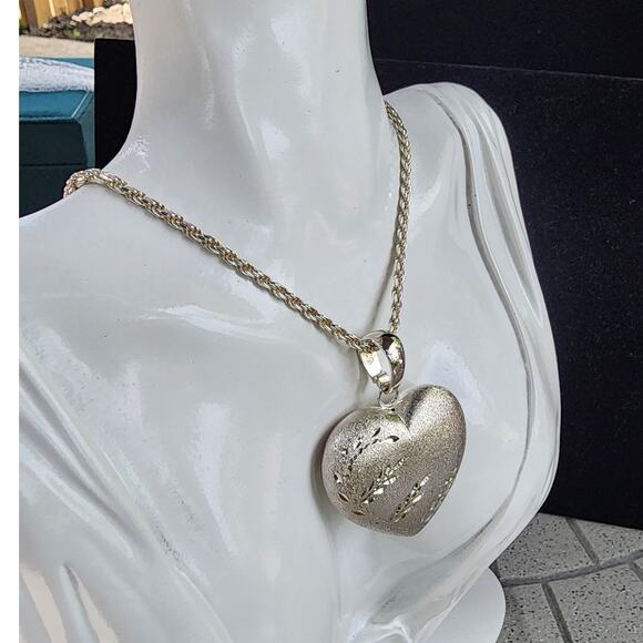 ITAOR Italy Sterling Silver Puffy Heart Pendant Diamond Cut Rope Necklace - Picture 2 of 12